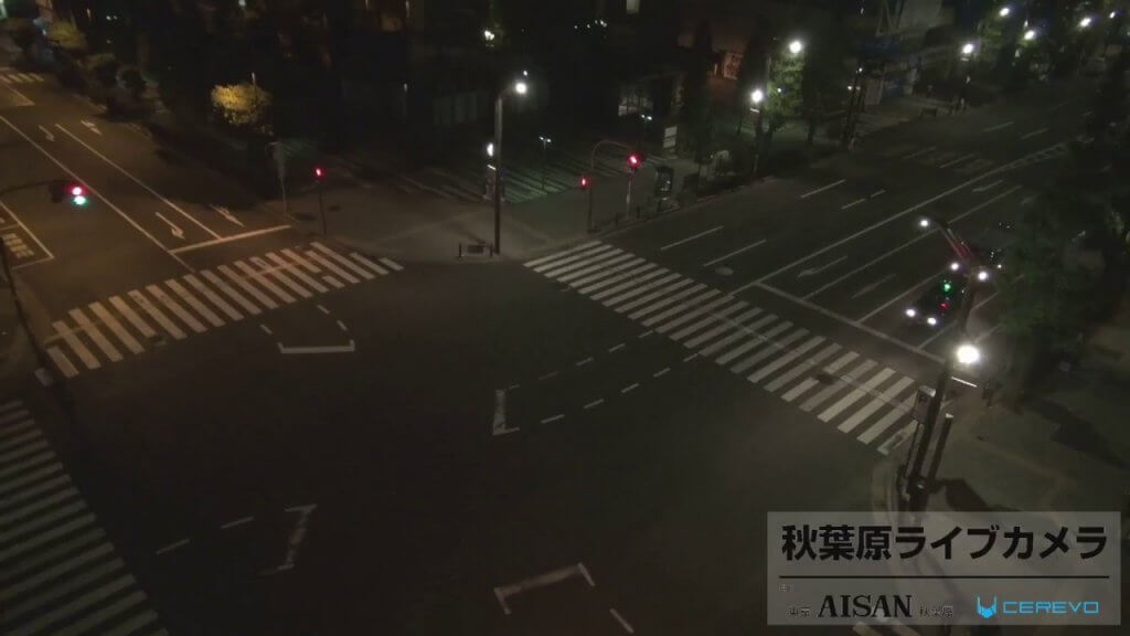秋葉原(中央通り交差点)のライブカメラ|東京都千代田区 秋葉原(中央通り交差点)のライブカメラ|東京都千代田区