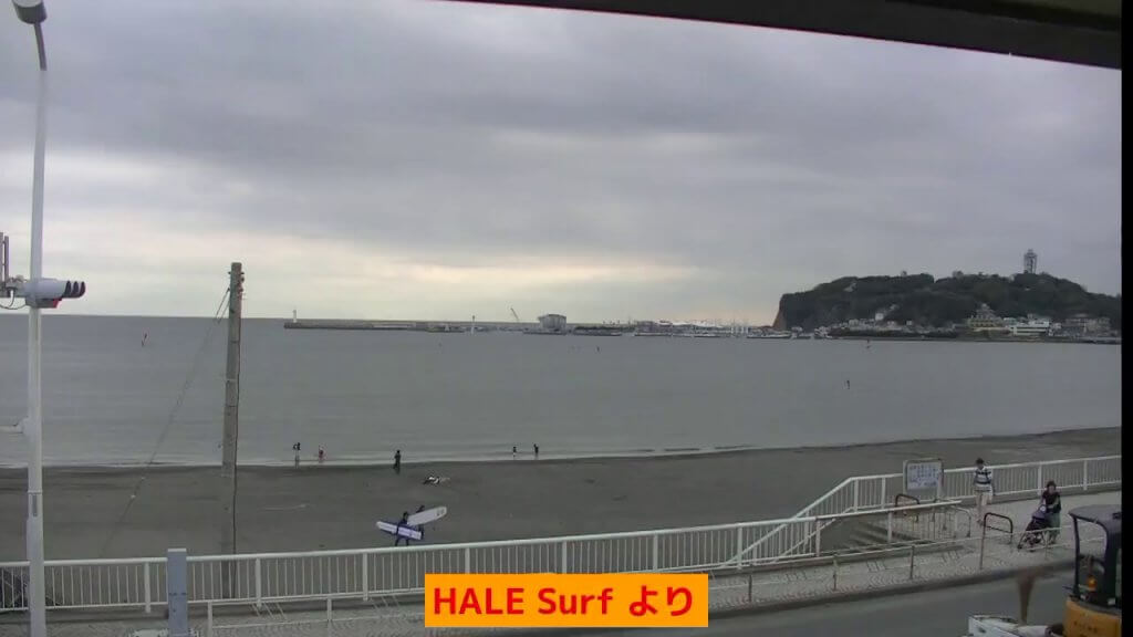 江ノ島 Hale Surf2階 のライブカメラ 神奈川県鎌倉市