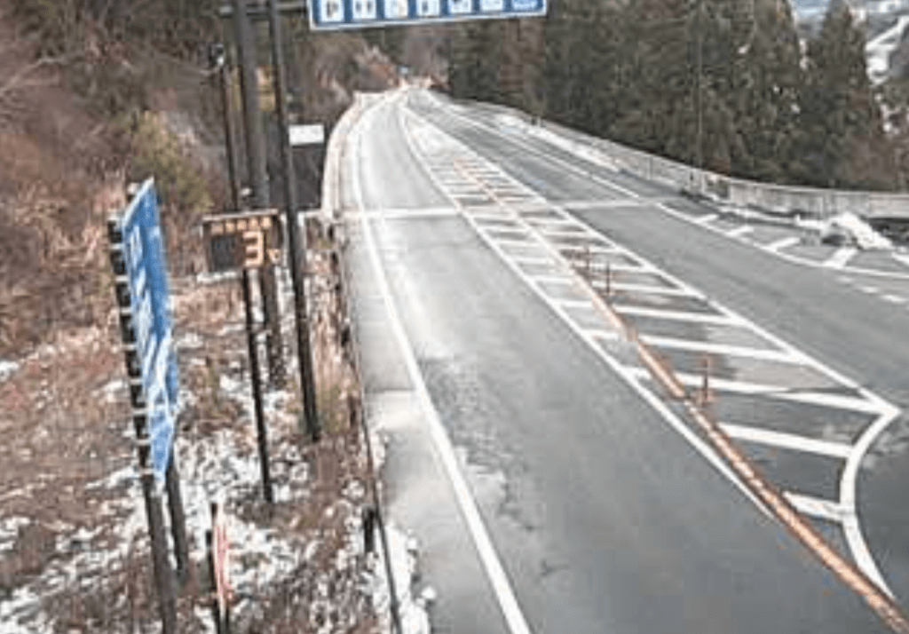 国道145号バイパス雁ヶ沢ランプのライブカメラ|群馬県東吾妻町 国道145号バイパス雁ヶ沢ランプのライブカメラ|群馬県東吾妻町