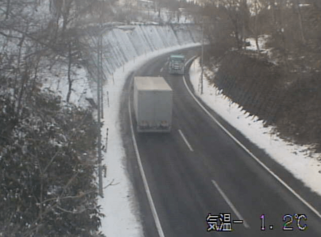route107-nizawatoge_cap 国道107号荷沢峠のライブカメラ|岩手県気仙郡住田町
