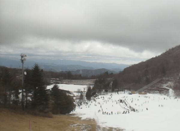 茶臼山高原スキー場ゲレンデのライブカメラ|愛知県豊根村