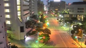 沖縄県那覇市 琉球新報本社前のライブカメラ
