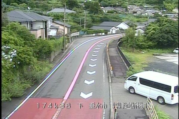 国道2号 浮津遮断機1のライブカメラ 鹿児島県垂水市