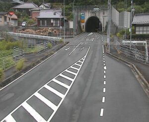 愛媛県西予市 愛媛県道25号 笠置トンネル(西予市)のライブカメラ
