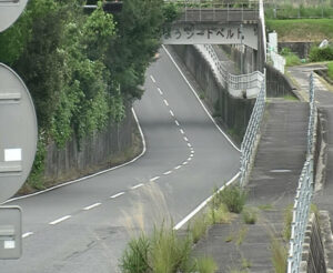愛媛県松山市 愛媛県道347号 湯山北条線JRアンダー東のライブカメラ