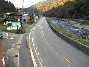 岐阜県郡上市 国道156号 ひるがの 南のライブカメラ