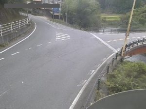 鳥取県日野町 国道180号 日野町福長のライブカメラ