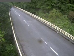 鳥取県三朝町 鳥取県道33号 三朝町神倉のライブカメラ