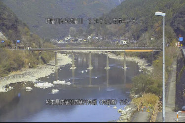 球磨川 神瀬橋のライブカメラ|熊本県球磨村