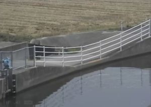 佐賀県小城市 福所江 三日月1号排水路放流口のライブカメラ