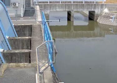 牛津川 前満江排水機場のライブカメラ|佐賀県小城市
