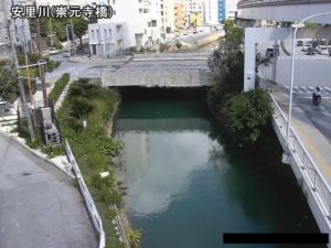 沖縄県那覇市 安里川 崇元寺橋のライブカメラ
