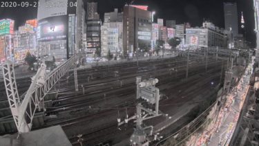 JR新宿駅ユニカビジョン付近の鉄道ライブカメラ|東京都新宿区