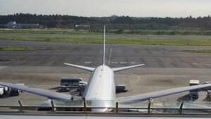 千葉県成田市 成田空港内滑走路・駐機場のライブカメラ