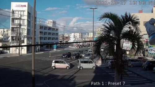 国道58号 大謝名交差点のライブカメラ|沖縄県宜野湾市のサムネイル
