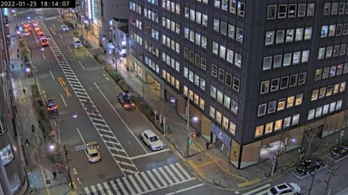 銀座電通通りのライブカメラ|東京都中央区のサムネイル