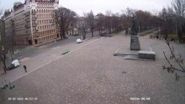 タラスシェフチェンコの記念碑のライブカメラ|ウクライナオデッサ