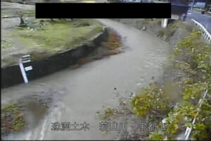 石川県珠洲市 若山川 宇都山のライブカメラ