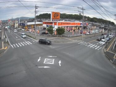 国道422号 小田西交差点のライブカメラ|三重県伊賀市