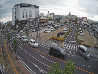 三重県道56号 上野市駅前広場駐車場のライブカメラ|三重県伊賀市