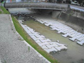 荷原川 久保鳥橋のライブカメラ|福岡県朝倉市