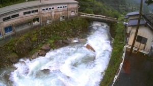 福岡県八女市 剣持川 剱橋のライブカメラ