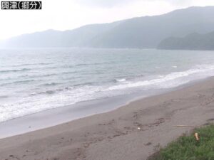 高知県四万十町 小室湾 興津海水浴場（郷分）のライブカメラ