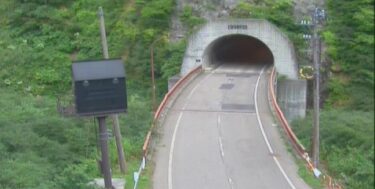 新潟県道39号 妙高トンネル 燕温泉口側のライブカメラ|新潟県妙高市