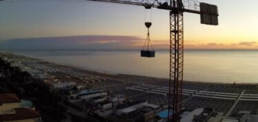 リッチョーネのホテルから見るアドリア海のライブカメラ|イタリアエミリア＝ロマーニャ州のサムネイル