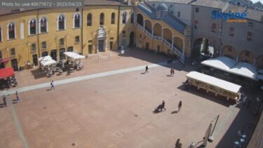 フェッラーラのムンチピオ広場のライブカメラ|イタリアエミリア＝ロマーニャ州