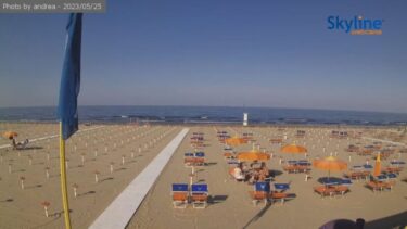 チェルヴィアのピナレッラ付近の砂浜のライブカメラ|イタリアエミリア＝ロマーニャ州