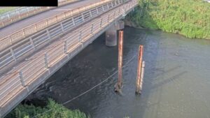 埼玉県加須市 中川 水門橋観測局のライブカメラ