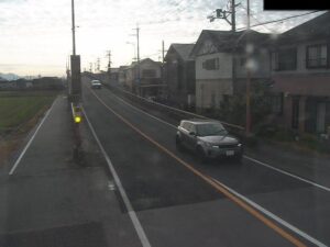 滋賀県近江八幡市 滋賀県道26号 金田跨線橋（北側）のライブカメラ