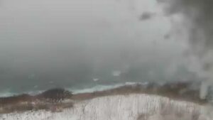 青森県外ヶ浜町 龍飛埼灯台から津軽海峡のライブカメラ