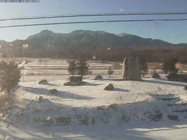 開拓記念碑前のライブカメラ|長野県南牧村
