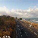 のと里山海道 白尾インターチェンジ（能登側）のライブカメラ|石川県かほく市のサムネイル
