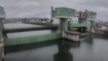 水尾川 水尾川潮止水門下流局のライブカメラ|兵庫県姫路市のサムネイル
