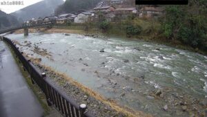 兵庫県香美町 矢田川 村岡局のライブカメラ