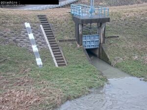 兵庫県豊岡市 八代川 八代局のライブカメラ