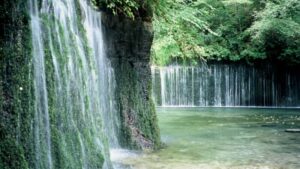 長野県軽井沢町 子育て支援センター「るるぱる」北方面のライブカメラ