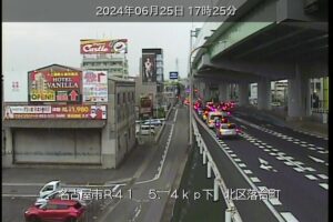 愛知県名古屋市 国道41号 新川中橋北交差点北のライブカメラ