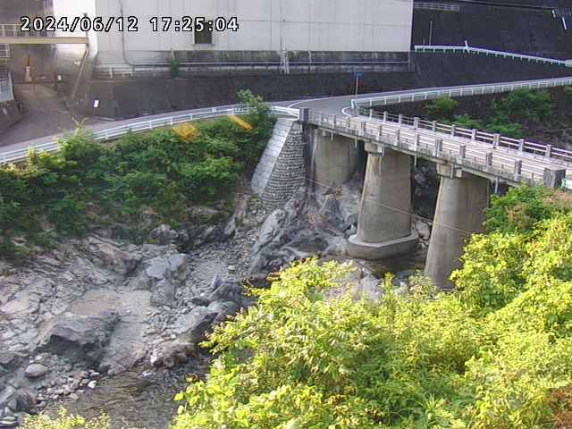 佐見川 三掛のライブカメラ|岐阜県白川町のサムネイル