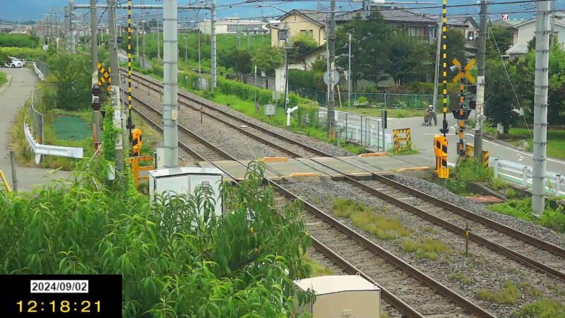 JR中央本線・熊野権現踏付近（春日居町〜石和温泉）のライブカメラ|山梨県笛吹市のサムネイル