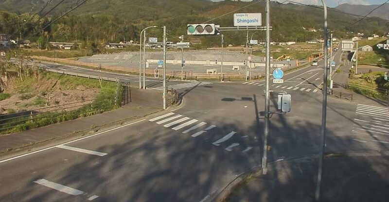 長野県道49号 新宮川岸交差点のライブカメラ|長野県駒ケ根市のサムネイル