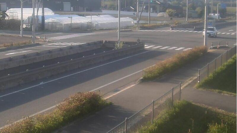 国道153号 飯島駅東交差点のライブカメラ|長野県飯島町のサムネイル
