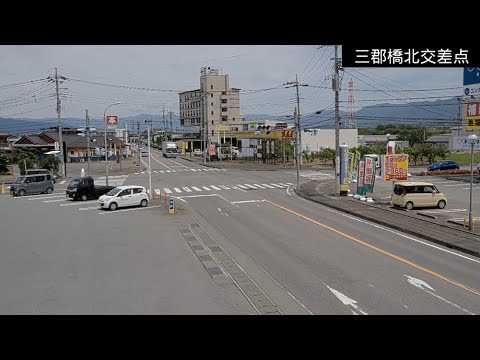 国道140号 三郡橋北交差点のライブカメラ|山梨県南アルプス市のサムネイル