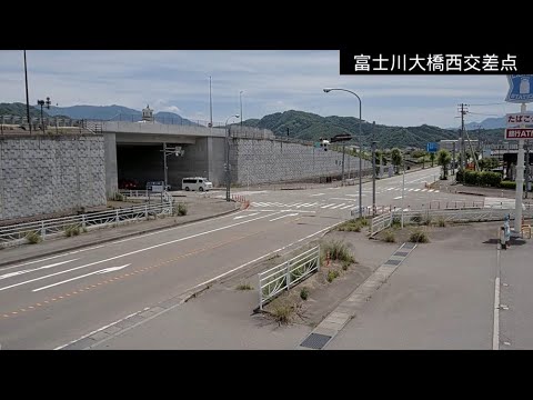 国道52号 富士川大橋西交差点のライブカメラ|山梨県富士川町のサムネイル