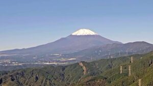 神奈川県山北町 tvkより富士山・宝永山のライブカメラ