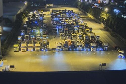 青海公共埠頭車両待機場のライブカメラ|東京都江東区のサムネイル