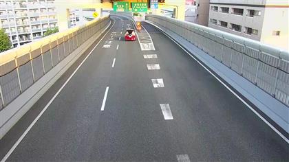 福岡高速環状線外回り 博多駅東出口付近のライブカメラ|福岡県福岡市のサムネイル